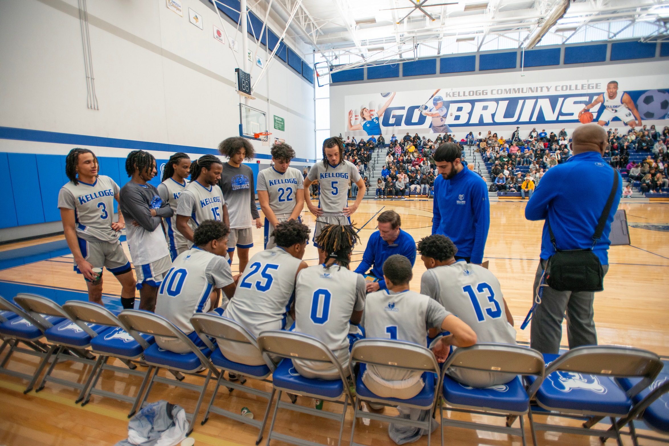 MBB 2-2 in MCCAA Play, 15-2 Overall