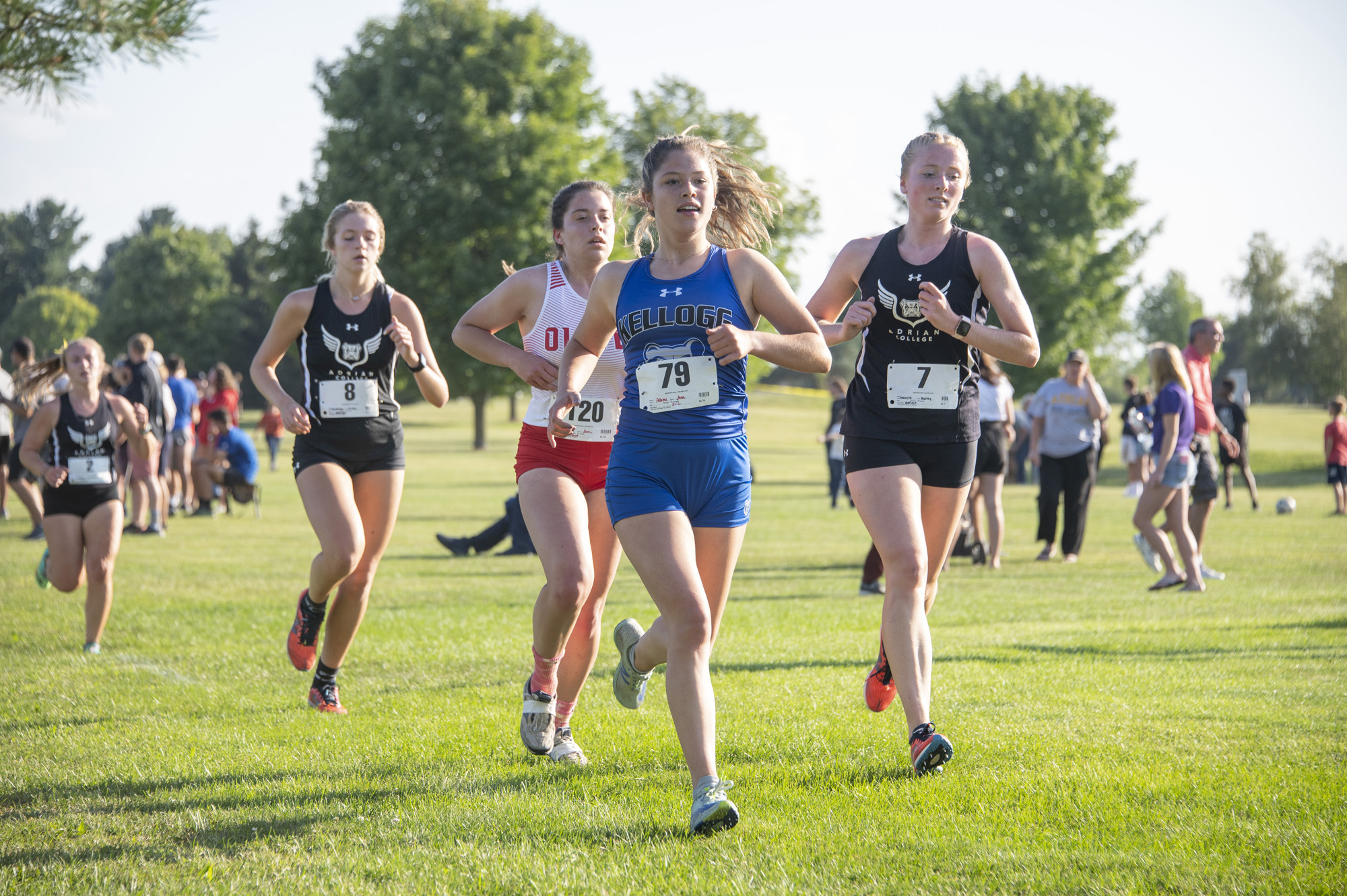 Runners run at the Comet Open 5K on Sept. 1, 2021.